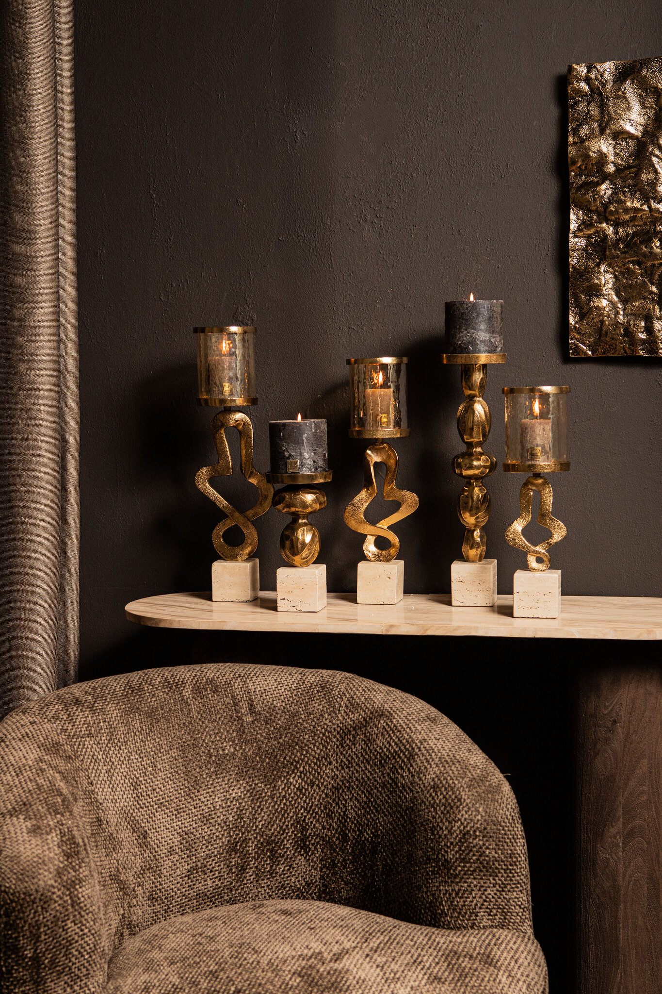 PTMD Malines Goud Gegoten Aluminium Kaarsenhouder Op Voet S - Afbeelding 3
