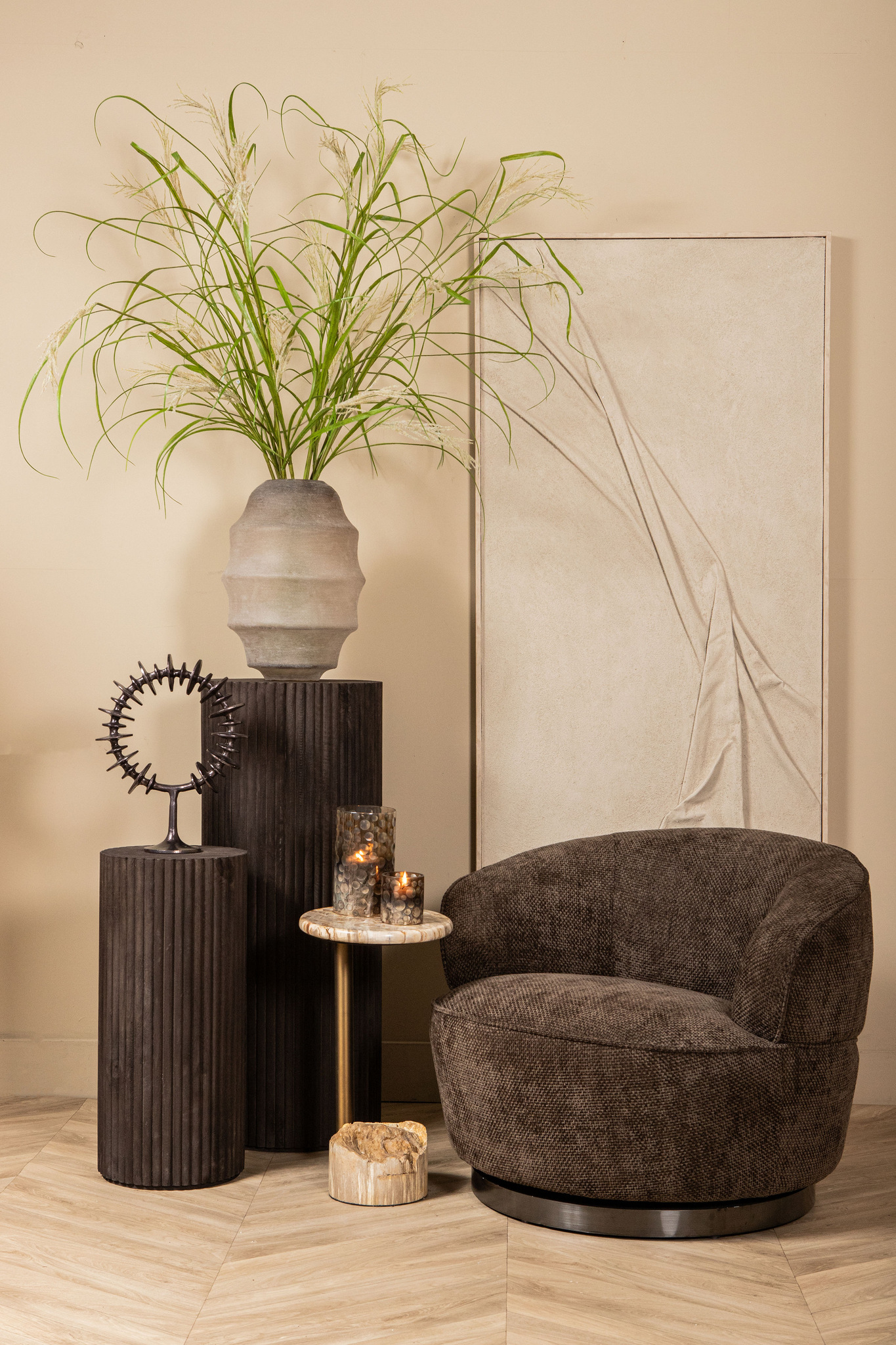 PTMD Elladie beige hoge ronde gelaagde glazen vaas - Afbeelding 3