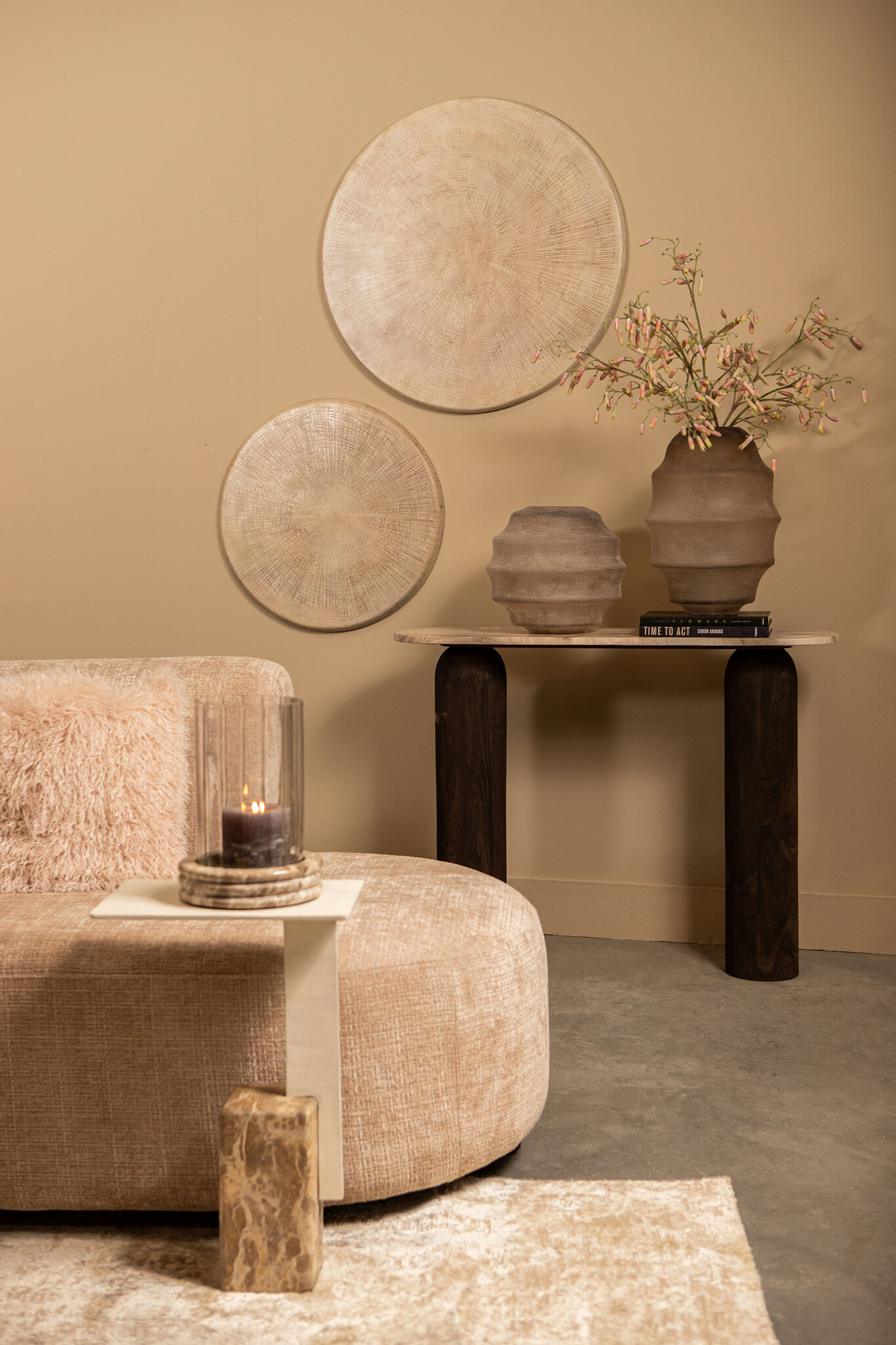 PTMD Elladie beige hoge ronde gelaagde glazen vaas - Afbeelding 5
