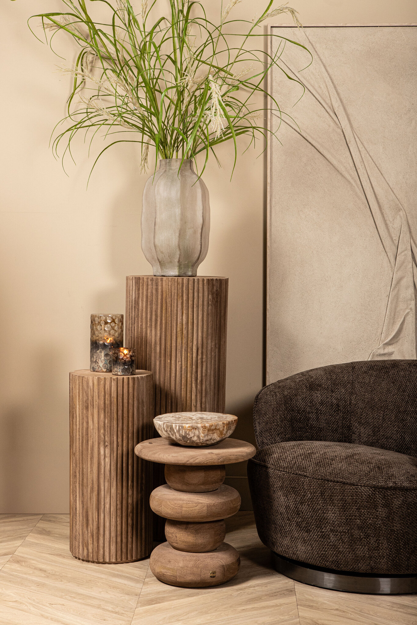 PTMD Natae hoge ronde glazen vaas met ribbels, beige - Afbeelding 6
